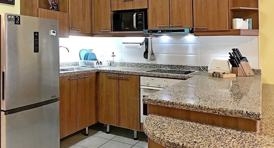 For rent 2 bedrooms condo in Bang Lamung, Chonburi
