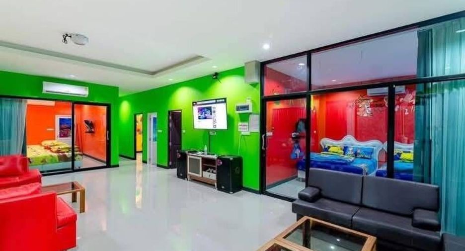 For sale 6 bedrooms villa in Cha Am, Phetchaburi