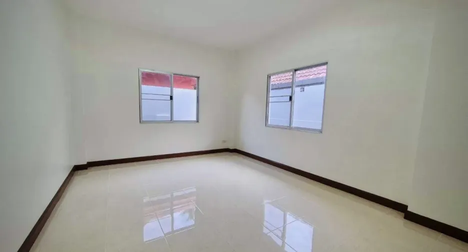 For sale 3 bedrooms house in Thalang, Phuket