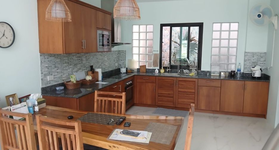 For sale 3 bedrooms house in Kathu, Phuket