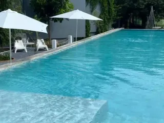 À vendre 20 chambres hôtel à Pak Chong, Nakhon Ratchasima