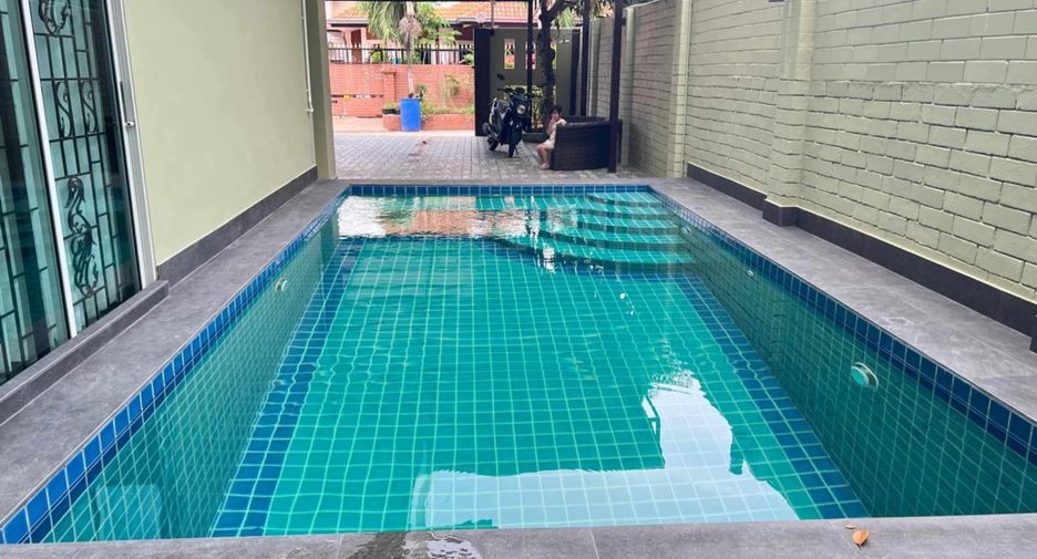 For rent 3 bedrooms villa in Bang Lamung, Chonburi