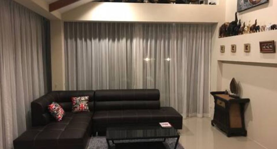 For sale 3 bedrooms villa in Thalang, Phuket