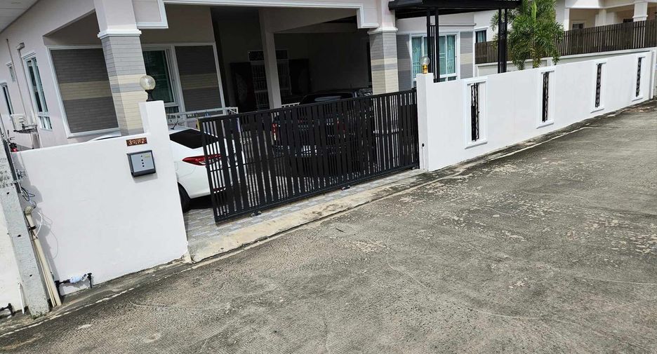 For sale 3 bedrooms house in Bang Saray, Pattaya