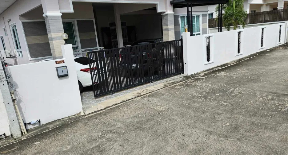 出售 3 卧室 独立屋 在 Sattahip, Chon Buri