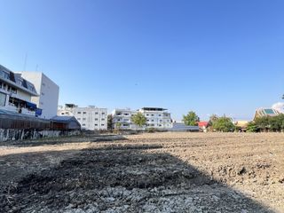 Terreno en venta en Bang Khun Thian, Bangkok