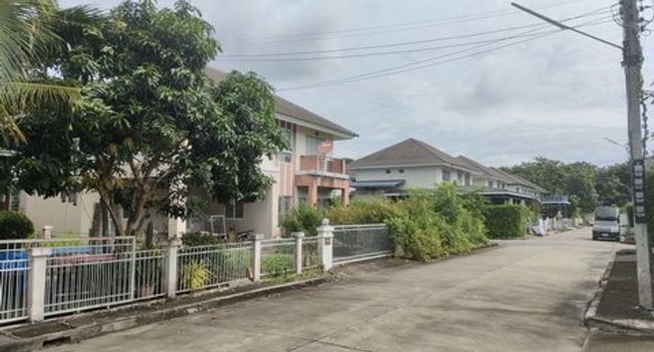 À vendre 4 chambres maison à San Kamphaeng, Chiang Mai
