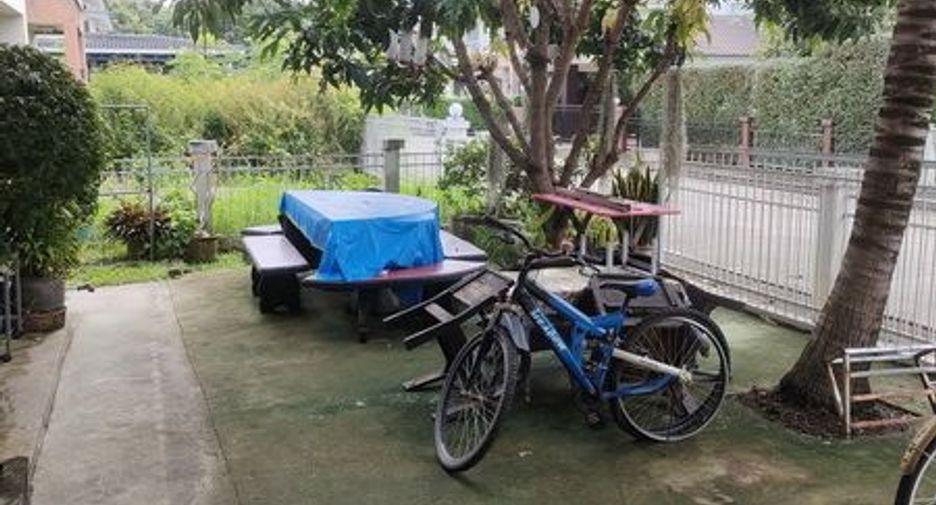 À vendre 4 chambres maison à San Kamphaeng, Chiang Mai