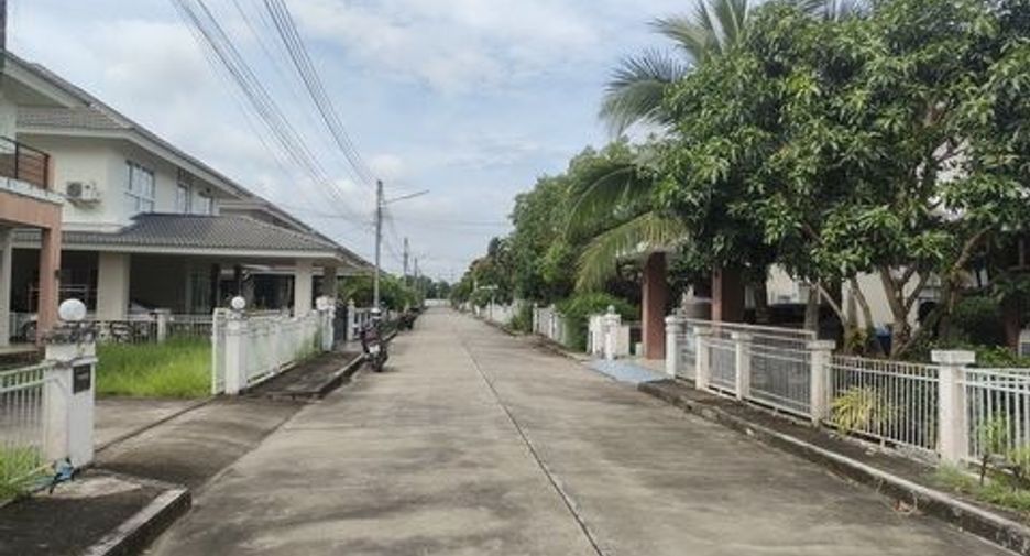 À vendre 4 chambres maison à San Kamphaeng, Chiang Mai
