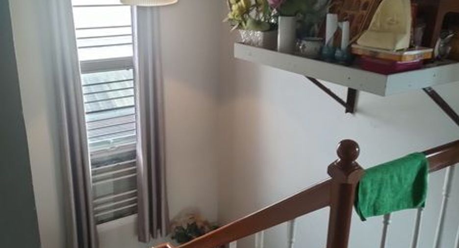 À vendre 4 chambres maison à San Kamphaeng, Chiang Mai