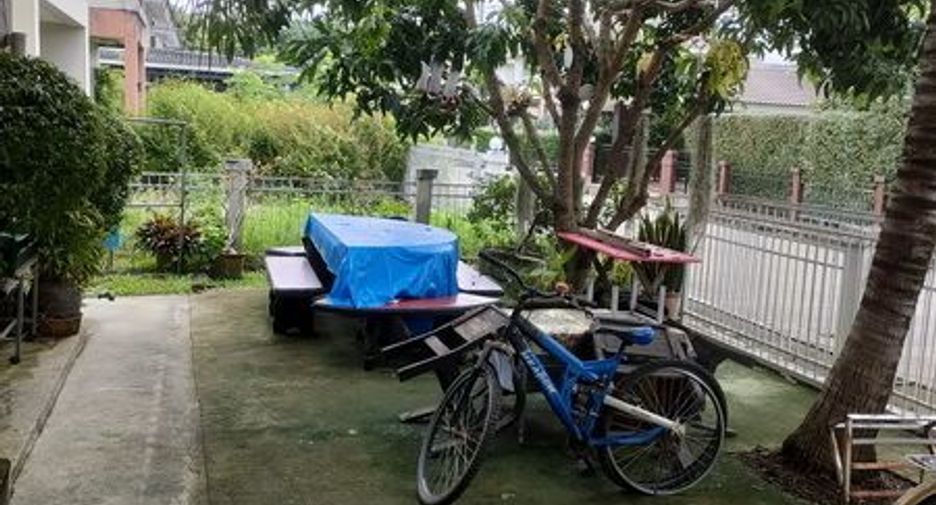 À vendre 4 chambres maison à San Kamphaeng, Chiang Mai