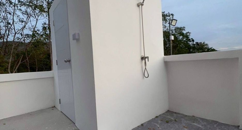 For sale 3 bedrooms villa in Hua Hin, Prachuap Khiri Khan