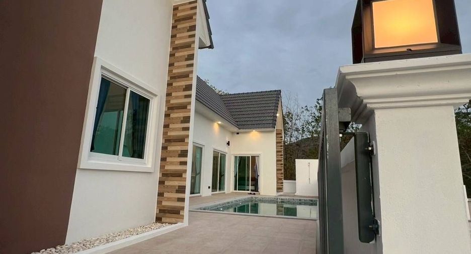 For sale 3 bedrooms villa in Hua Hin, Prachuap Khiri Khan