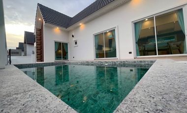 For sale 3 bedrooms villa in Hua Hin, Prachuap Khiri Khan