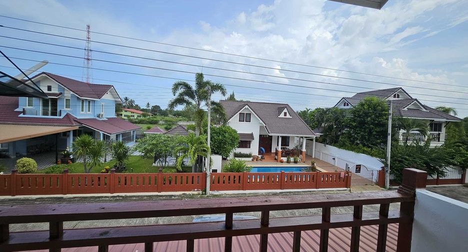 For sale 4 ベッドルーム house in Sam Roi Yot, Prachuap Khiri Khan