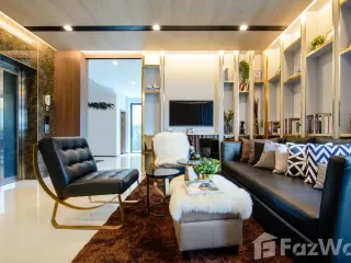 Reihenhaus zum Kauf mit 2 Zimmer in Lat Phrao, Bangkok