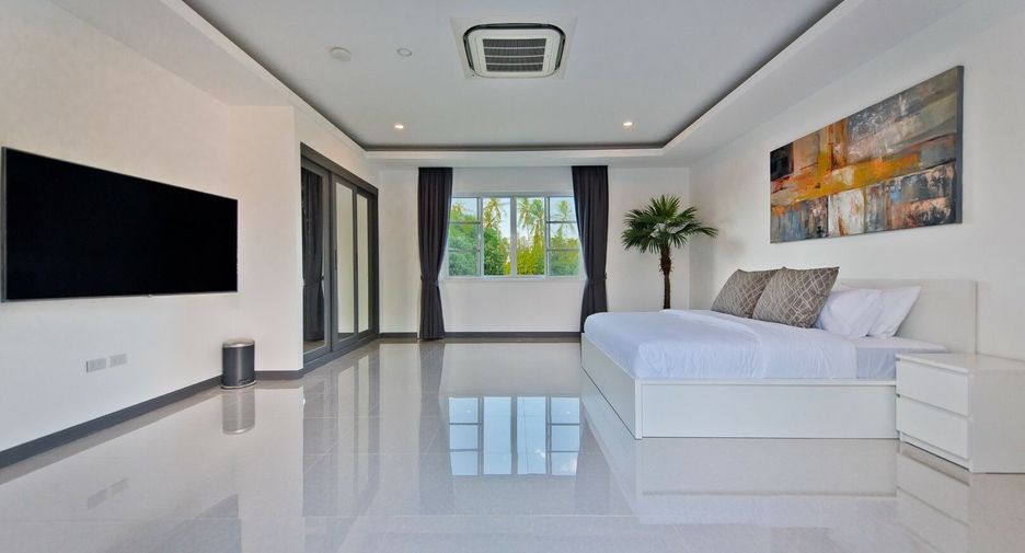 Villa zum Kauf und zur Miete mit 5 Zimmer in Bang Lamung, Chonburi
