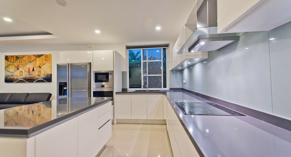 Villa zum Kauf und zur Miete mit 5 Zimmer in Bang Lamung, Chonburi