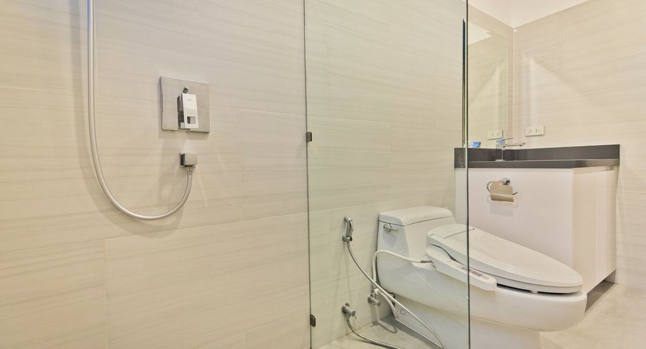 Villa zum Kauf und zur Miete mit 5 Zimmer in Bang Lamung, Chonburi
