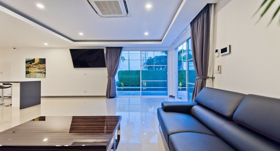Villa zum Kauf und zur Miete mit 5 Zimmer in Bang Lamung, Chonburi