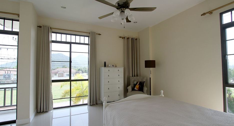 À vendre 4 chambres maison à Hua Hin, Prachuap Khiri Khan