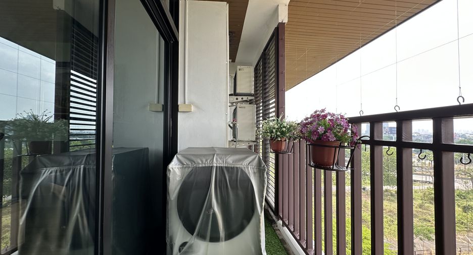 For sale 2 bedrooms condo in Bueng Kum, Bangkok