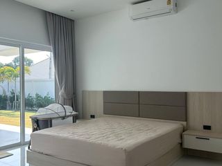 For rent 4 bedrooms villa in Hua Hin, Prachuap Khiri Khan
