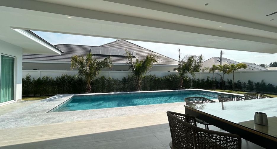 For rent 4 bedrooms villa in Hua Hin, Prachuap Khiri Khan