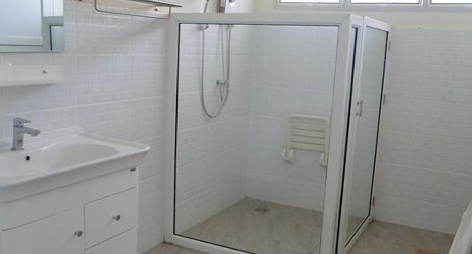 Haus zum Kauf mit 4 Zimmer in San Sai, Chiang Mai
