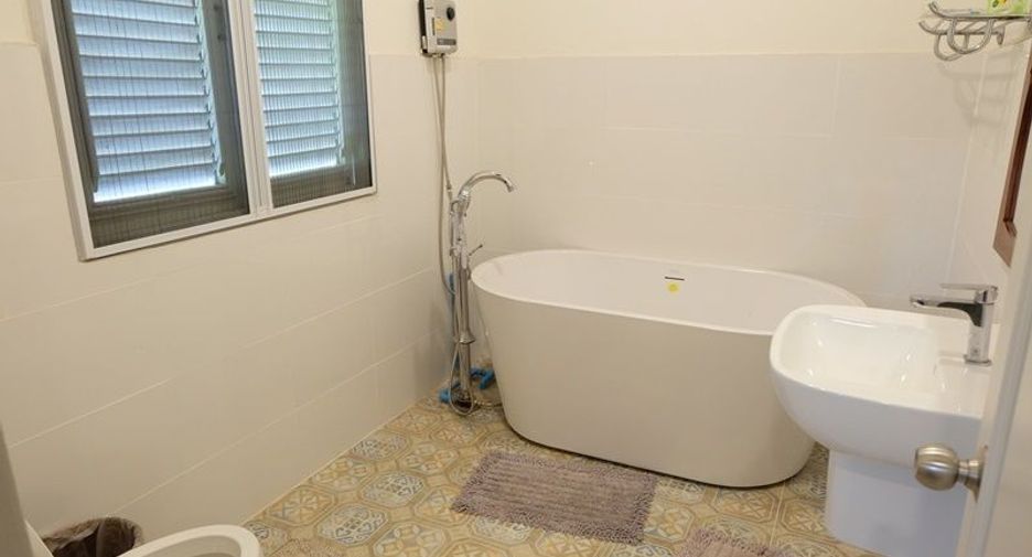 Haus zum Kauf mit 4 Zimmer in San Sai, Chiang Mai