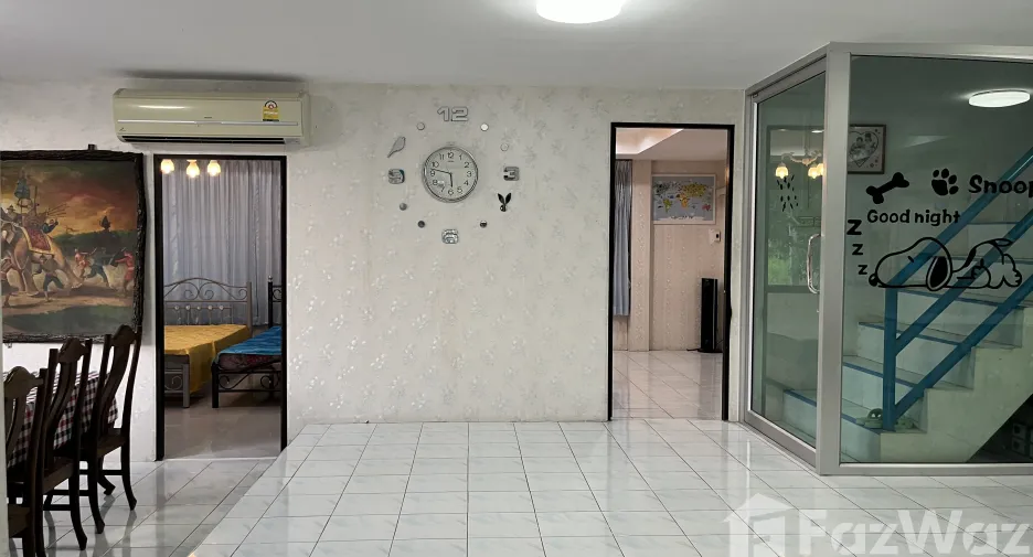 Casa en alquiler de 2 habitaciones en Bang Lamung, Chonburi