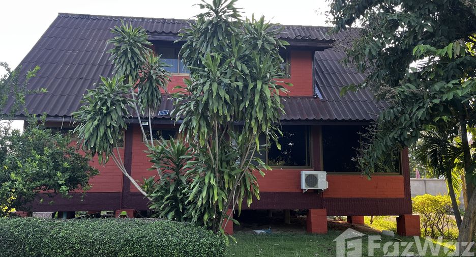 Casa en alquiler de 2 habitaciones en Bang Lamung, Chonburi