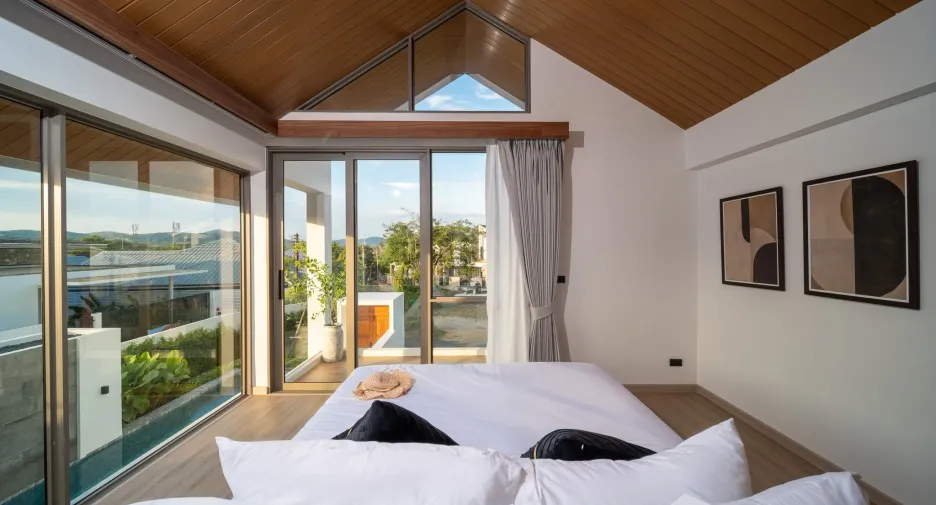 For sale 7 bedrooms villa in Thalang, Phuket