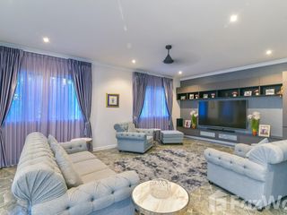 For sale 5 bedrooms villa in Hua Hin, Prachuap Khiri Khan