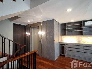 Haus zum Kauf und zur Miete mit 4 Zimmer in Watthana, Bangkok