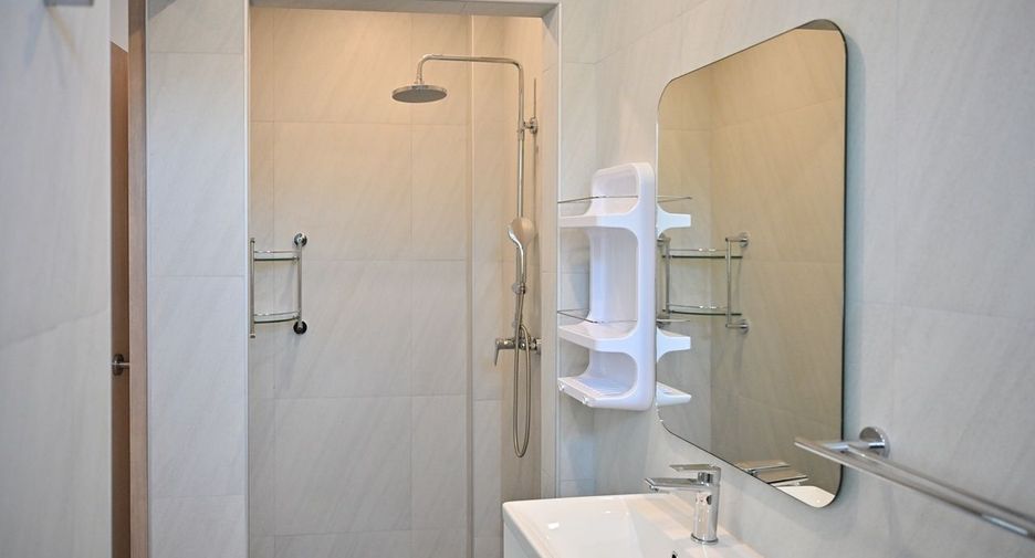 Villa zum Kauf und zur Miete mit 4 Zimmer in Thalang, Phuket