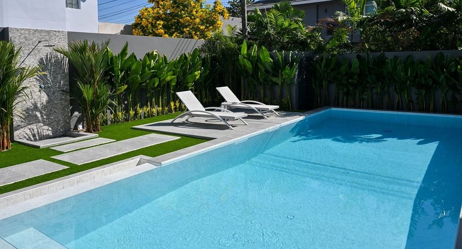 Villa zum Kauf und zur Miete mit 4 Zimmer in Thalang, Phuket