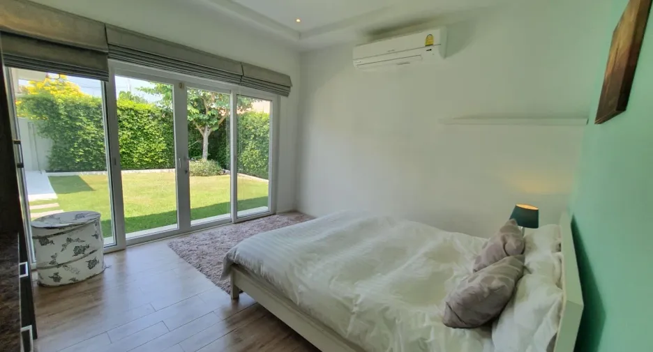 For sale and for rent 4 bedrooms villa in Hua Hin, Prachuap Khiri Khan