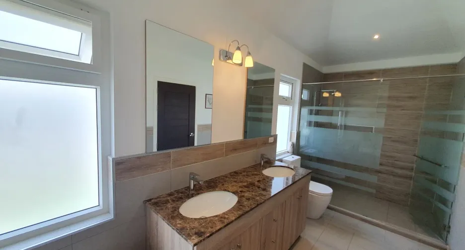 For sale and for rent 4 bedrooms villa in Hua Hin, Prachuap Khiri Khan