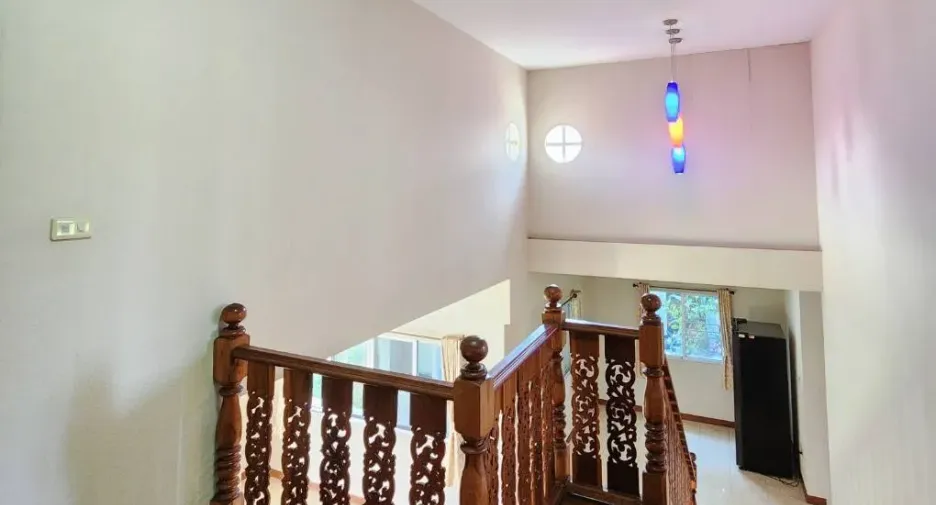 For rent 4 bedrooms house in Doi Saket, Chiang Mai