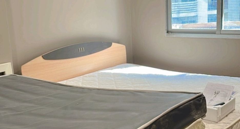 For sale 2 bedrooms condo in Yan Nawa, Bangkok