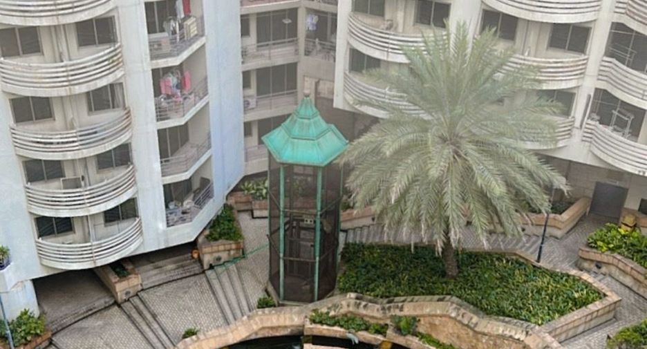 For sale 2 bedrooms condo in Yan Nawa, Bangkok