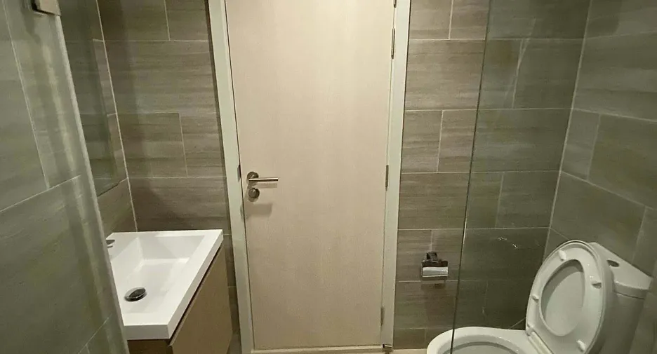 For sale and for rent 1 bed condo in Huai Khwang, Bangkok