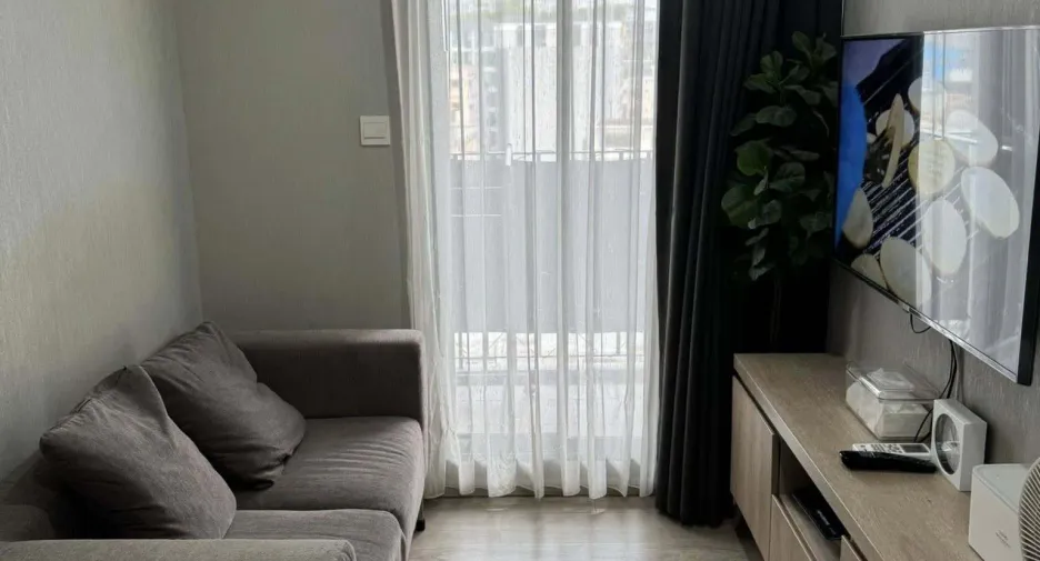 For sale and for rent 1 bed condo in Huai Khwang, Bangkok