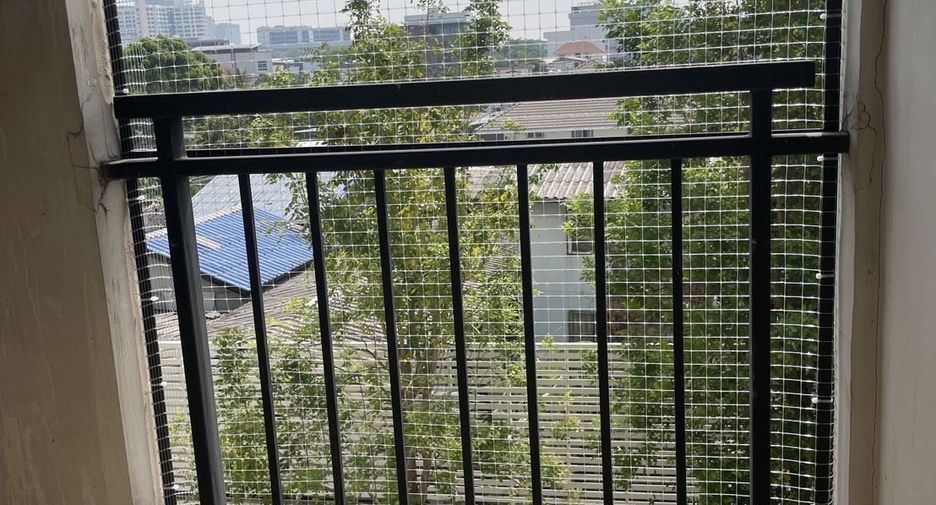For sale 1 bed condo in Suan Luang, Bangkok