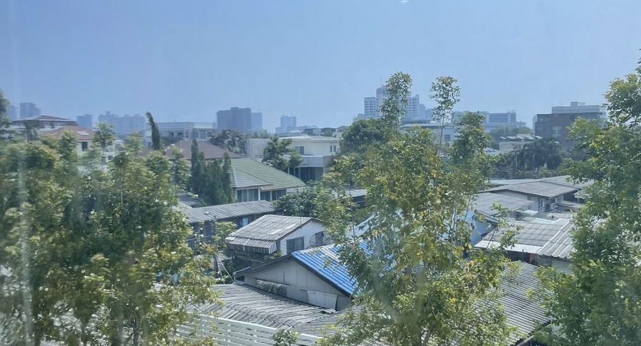 For sale 1 bed condo in Suan Luang, Bangkok