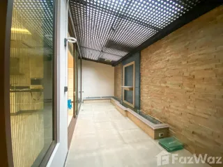 Продажа 3 спальни таунхаус в Щаттхана, Бангкок