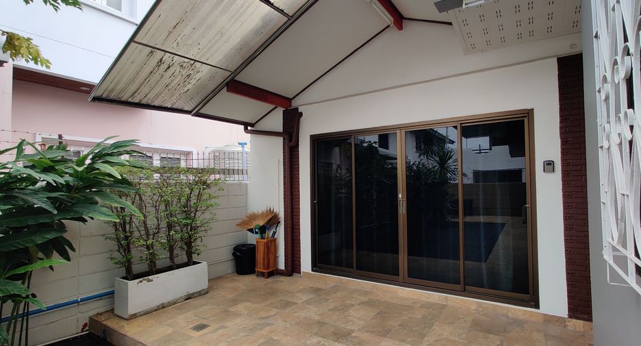 For rent 3 bedrooms house in Hua Hin, Prachuap Khiri Khan
