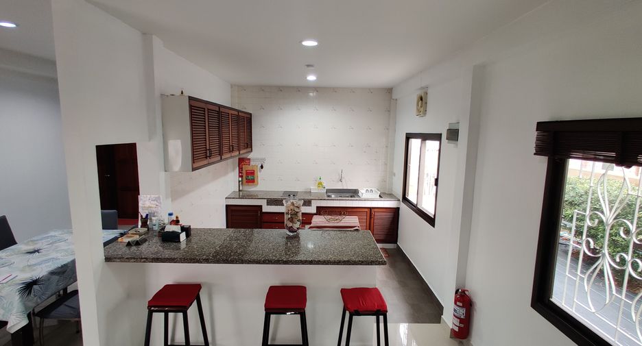 For rent 3 bedrooms house in Hua Hin, Prachuap Khiri Khan