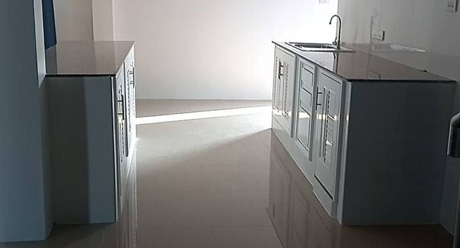 For rent 3 bedrooms house in Pran Buri, Prachuap Khiri Khan